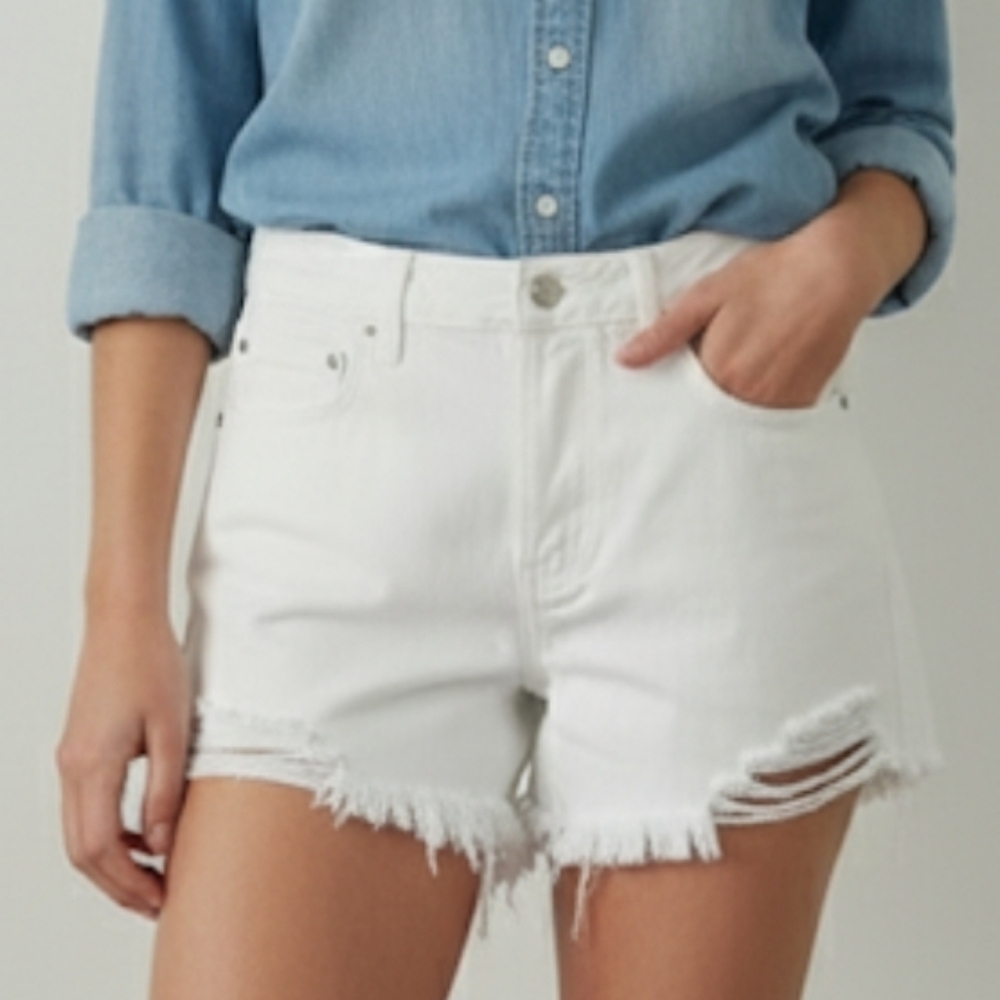 We the Free Distressed Mini jeans shorts in white Size 27